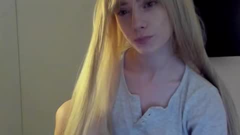 Snapshot of amy1_1 chatting on 10-07-25, 03:25 amy1_1 online show from 10-07-25, 03:25