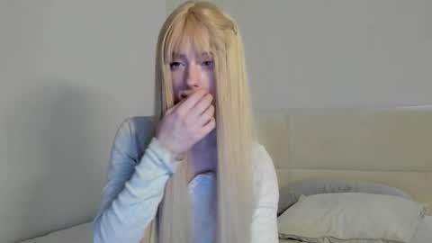 Snapshot of amy1_1 chatting on 10-14-25, 09:04 amy1_1 online show from 10-14-25, 09:04