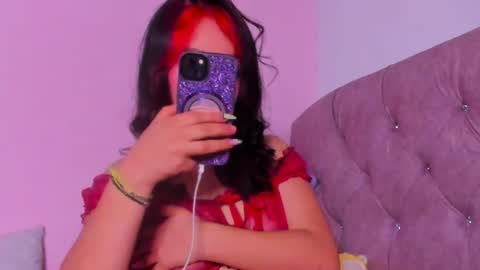 Snapshot of amy__a chatting on 06-19-26, 06:51 tatiana 3 online show from 06-19-26, 06:51