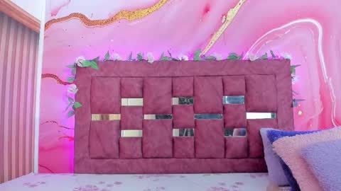 amy__rose_ online show from 10-17-25, 02:59