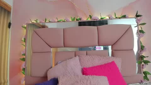 amy__rose__ online show from 05-12-26, 03:03