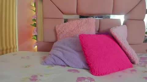 amy__rose__ online show from 05-27-26, 03:03