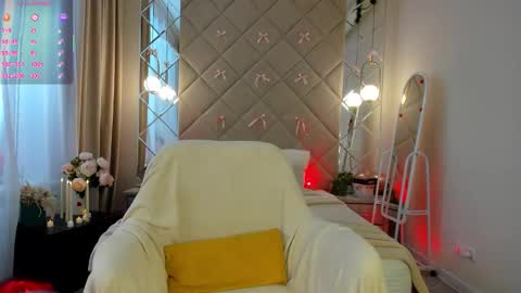 AmyGMT 2 Mon-Sun  0300am-0900am  online show from 03-09-26, 08:51