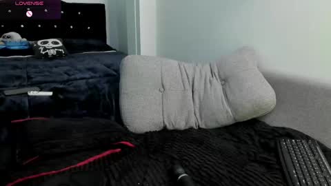 Amy online show from 05-14-26, 03:52