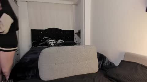 Amy online show from 06-14-26, 05:48