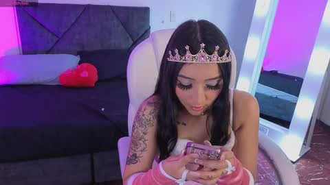 Amy online show from 05-01-26, 12:43