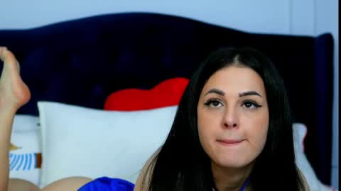 amy_lee19 online show from 05-26-26, 05:20