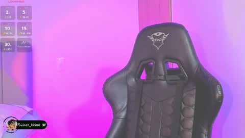 Snapshot of amy_lit chatting on 06-26-26, 09:19 Hello I am Allison Welcome to my room and let is have a good time together whith me online show from 06-26-26, 09:19