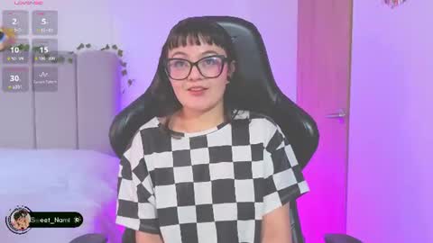 Snapshot of amy_lit chatting on 07-24-26, 09:02 Hello I am Allison Welcome to my room and let is have a good time together whith me online show from 07-24-26, 09:02