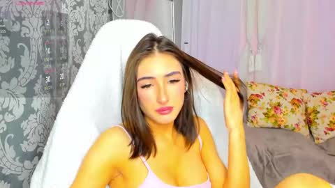 Snapshot of amy_marlin chatting on 05-28-26, 01:36 amy_marlin online show from 05-28-26, 01:36