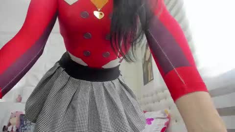 Snapshot of amy_queents chatting on 10-31-25, 01:56 Amy Caroland online show from 10-31-25, 01:56