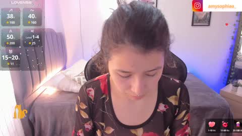 Snapshot of amy_sophiaa chatting on 01-09-25, 01:24 Amy sophia 3 online show from 01-09-25, 01:24