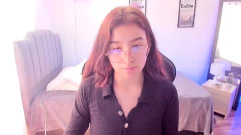 Snapshot of amy_sophiaa chatting on 03-06-25, 06:26 Amy sophia 3 online show from 03-06-25, 06:26
