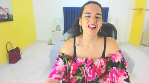 amy_walls7 online show from 05-08-26, 11:59