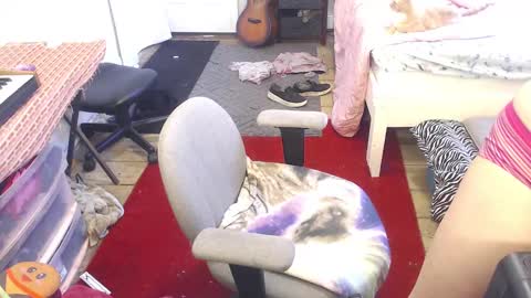 Trashely Gimpson online show from 02-17-25, 09:19