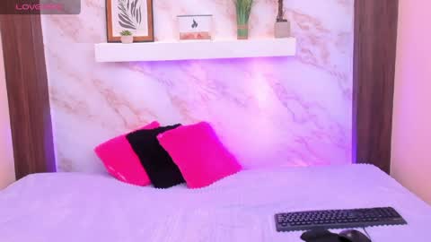 My name is AMY... Nice to meet you  thumb up me please its important online show from 03-30-26, 04:52