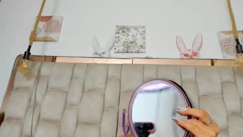 Amy Cortes online show from 11-02-25, 07:05