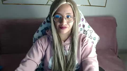 amycosplay99 online show from 11-24-25, 07:41