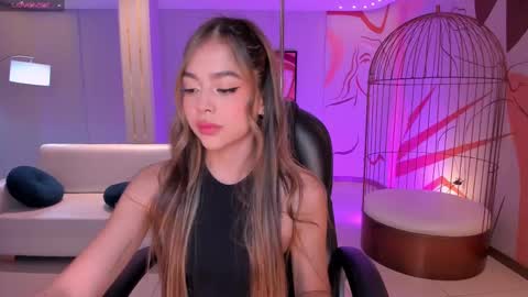 Snapshot of amydavis_ chatting on 02-28-25, 03:04 Amy  online show from 02-28-25, 03:04