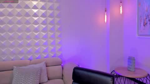 Snapshot of amydavis_ chatting on 12-17-25, 09:10 Amy online show from 12-17-25, 09:10