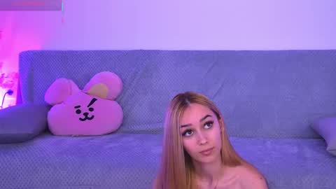 amykentt online show from 04-19-26, 02:38