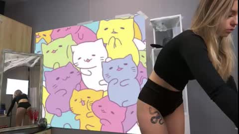 amylanee online show from 11-02-25, 08:17