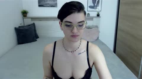 Snapshot of amylexy chatting on 04-05-26, 01:52 Hi there guys My pleasure in your hands pvt is open online show from 04-05-26, 01:52