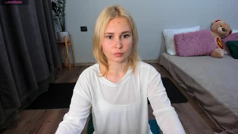 amymilson online show from 03-04-25, 05:03