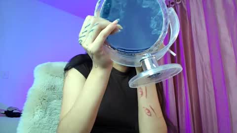 Amy ... Nice to meet u   thumb up me please its important online show from 05-22-26, 10:59
