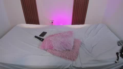 amyprice9 online show from 07-14-26, 01:08