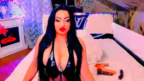 Snapshot of amyrarosera chatting on 07-03-26, 09:32 Alimoonyia online show from 07-03-26, 09:32