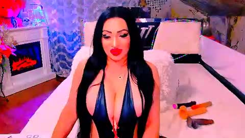 Snapshot of amyrarosera chatting on 07-08-26, 09:52 Alimoonyia online show from 07-08-26, 09:52