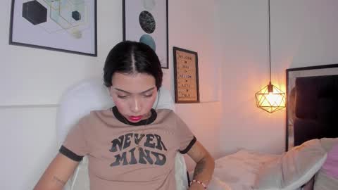 Amy online show from 10-09-25, 01:53