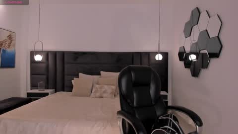 Snapshot of amywalker_ chatting on 02-02-25, 10:13 AMY WALKER online show from 02-02-25, 10:13