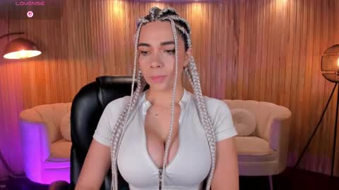 Snapshot of amywalker_ chatting on 02-24-25, 10:04 AMY WALKER online show from 02-24-25, 10:04