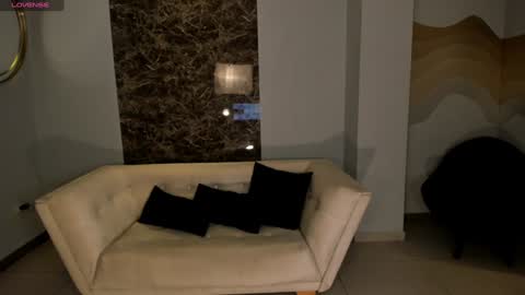 Snapshot of amywoods chatting on 12-04-24, 10:24 online show from 12-04-24, 10:24