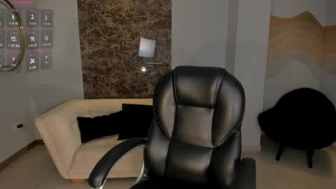 Snapshot of amywoods chatting on 12-07-24, 04:36 online show from 12-07-24, 04:36
