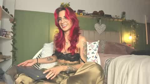 Snapshot of ana_jasper chatting on 03-07-25, 10:43 Ana Maria online show from 03-07-25, 10:43