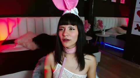 Ana online show from 11-11-25, 01:33