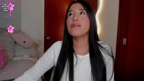 Snapshot of ana_m_ chatting on 06-10-26, 09:08 Ana online show from 06-10-26, 09:08
