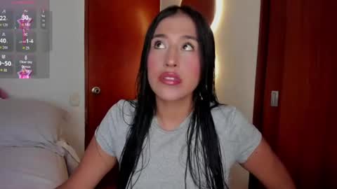 Snapshot of ana_m_ chatting on 06-16-26, 12:57 Ana online show from 06-16-26, 12:57