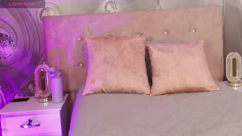Snapshot of ana_sofia13 chatting on 05-18-26, 02:12 ana sofia online show from 05-18-26, 02:12