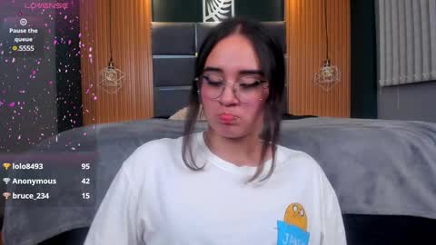 Snapshot of ana_taylor2 chatting on 01-23-25, 12:25 Ana online show from 01-23-25, 12:25