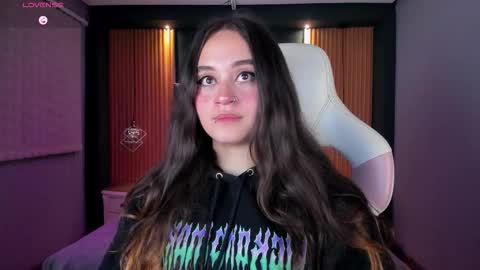 Snapshot of ana_taylor2 chatting on 09-26-25, 09:08 Ana online show from 09-26-25, 09:08