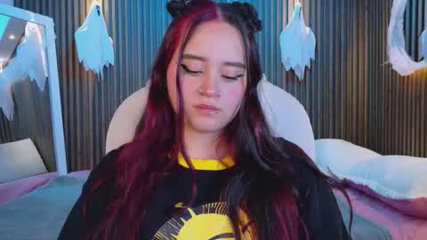 Snapshot of ana_taylor2 chatting on 10-28-25, 09:06 Ana online show from 10-28-25, 09:06