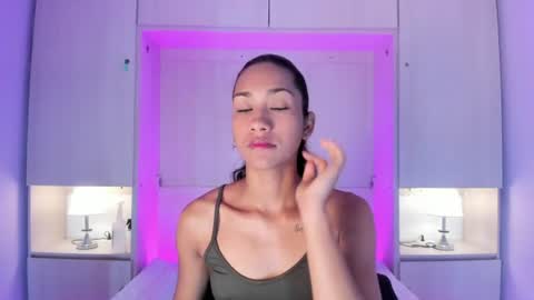 anaacollins_ online show from 06-13-26, 11:30