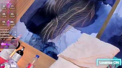 Snapshot of anabacker01 chatting on 10-10-25, 11:04 anabacker01 online show from 10-10-25, 11:04