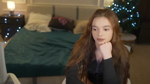 Anabel Kira Zlata Kira Elice Lana Dominika Sofy Kaila Bridget online show from 12-16-25, 08:47