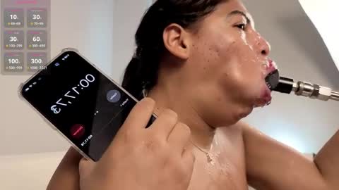 Anabel Alice Gandara online show from 05-31-26, 06:09