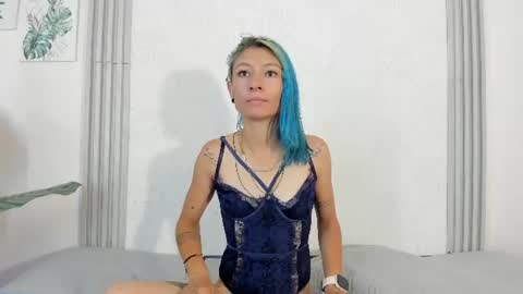 Snapshot of anabel_blue chatting on 07-24-26, 08:07 anabel_blue online show from 07-24-26, 08:07